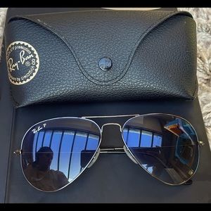 Ray Ban polarized Classic Aviator Sunglasses